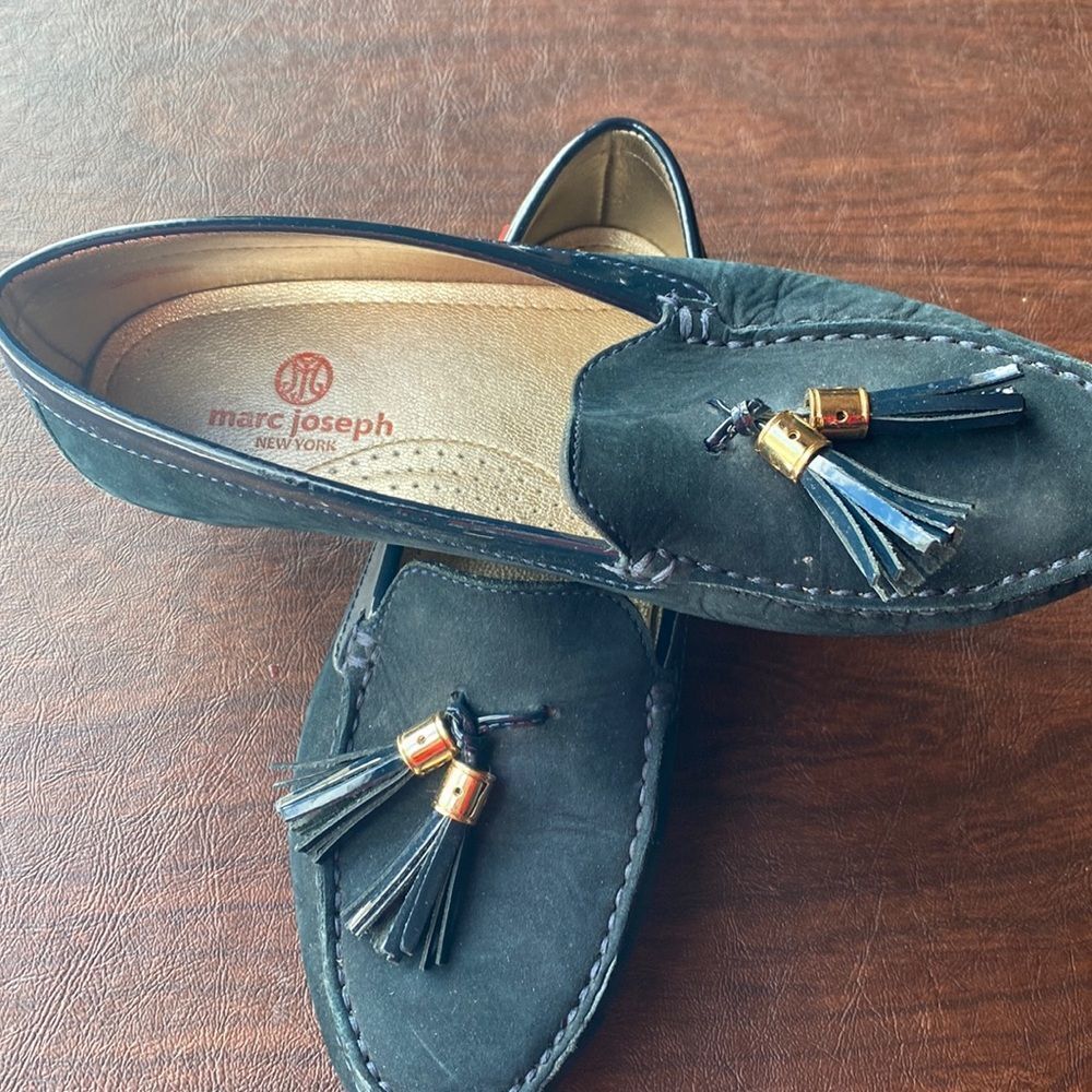 Wall St Marc Joseph New York Loafers navy blue suede tassels